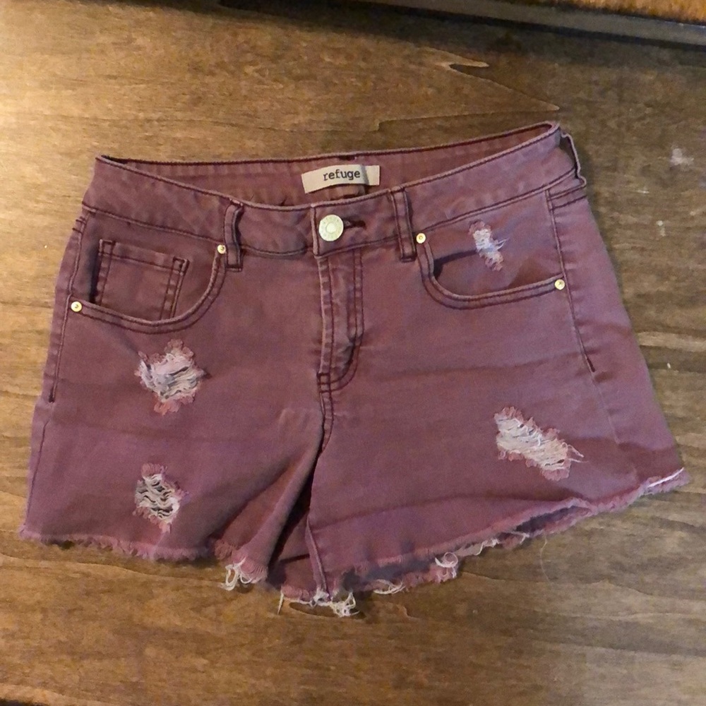 Refugee short shorts  size:0. Plum color